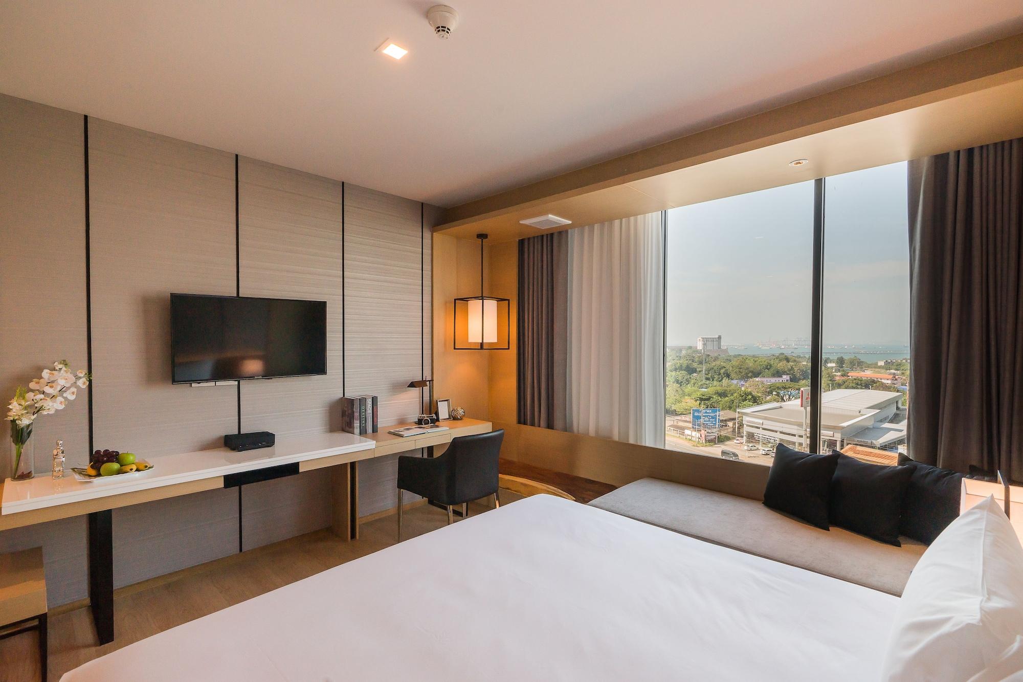 Arize Hotel Sri Racha Sziracsa Kültér fotó