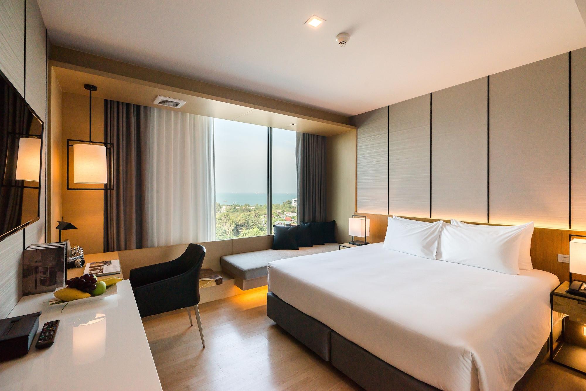 Arize Hotel Sri Racha Sziracsa Kültér fotó