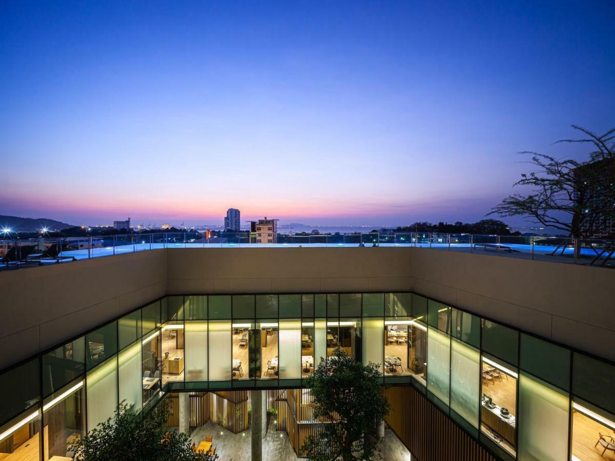 Arize Hotel Sri Racha Sziracsa Kültér fotó